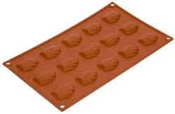 Silikomart Bakvorm 15 Madeleines 4,4 Cm Silicone Bruin