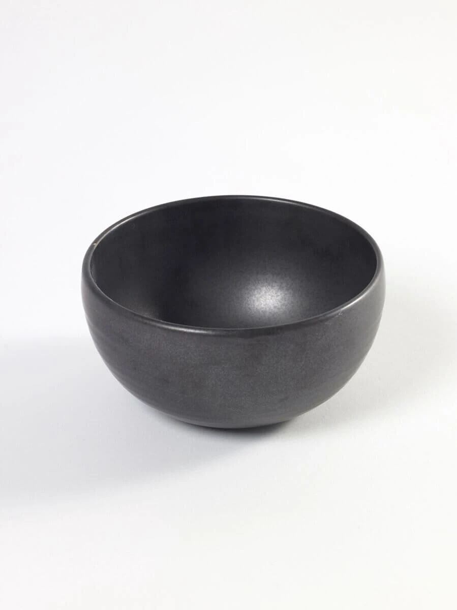 Serax Pure Kom 14,5 Cm Aardewerk Zwart 1 Serax Pure Kom 14,5 Cm Aardewerk Zwart