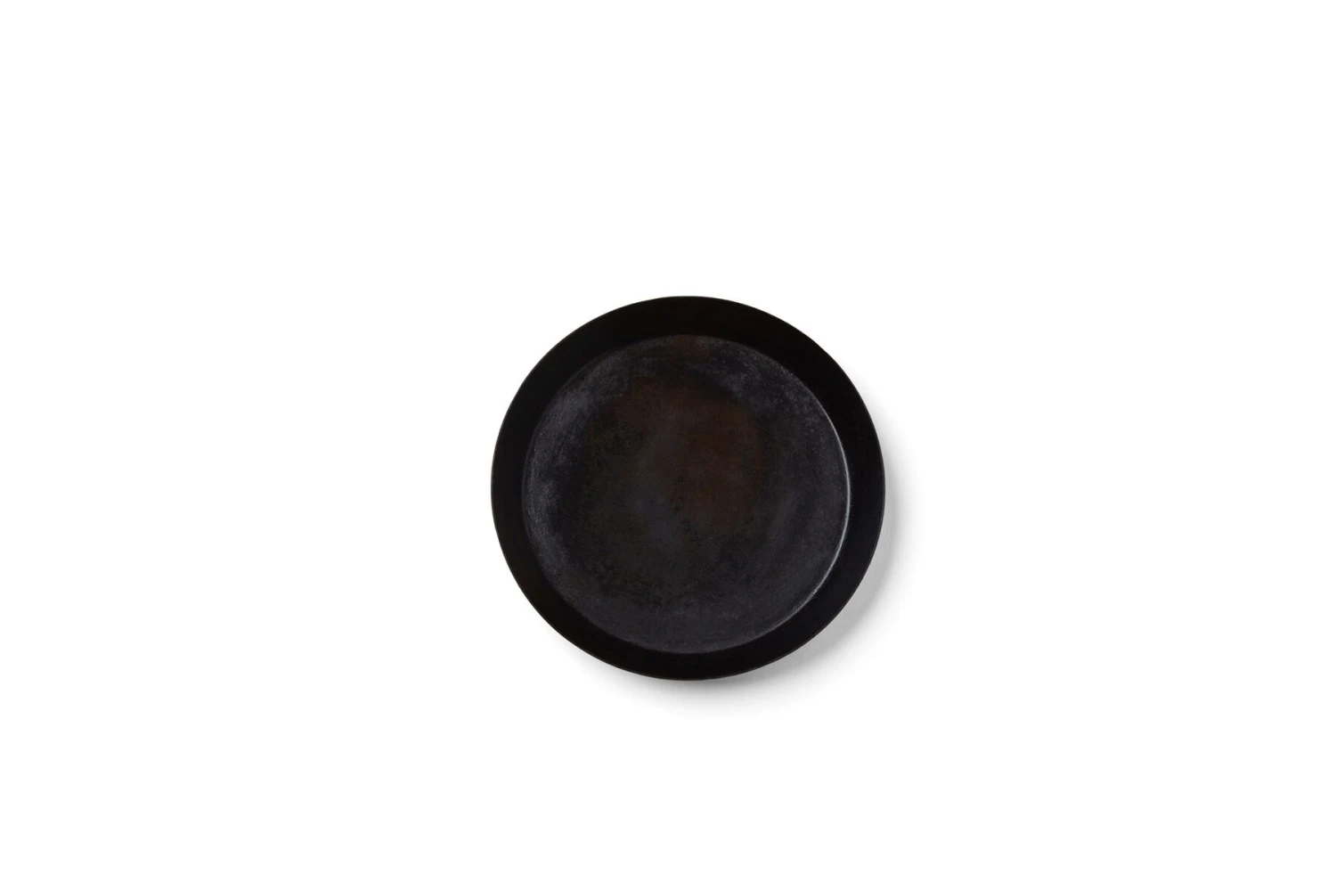 Delivita Round Black Iron Dish 1 Delivita Round Black Iron Dish