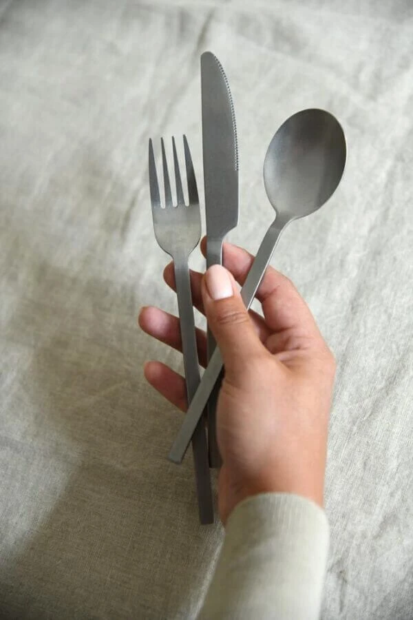 Leeff Charlot Bestekcassette 4-persoons Rvs 16-delig 1 Leeff Charlot Bestekcassette 4-persoons Rvs 16-delig